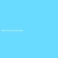 Kleine Granit-Schuhe